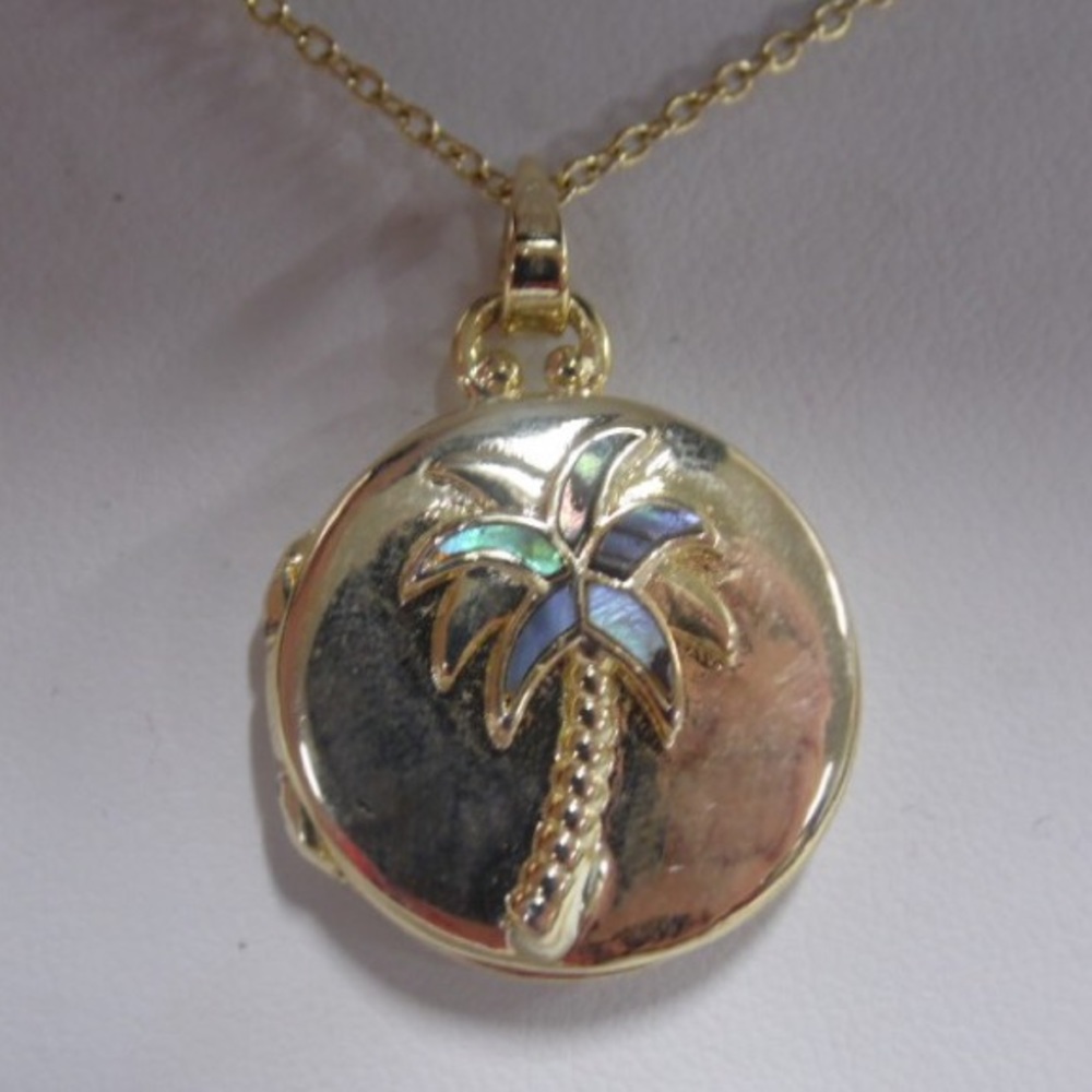NWT Guiliana Mermaid Collection MOP inlay necklace
